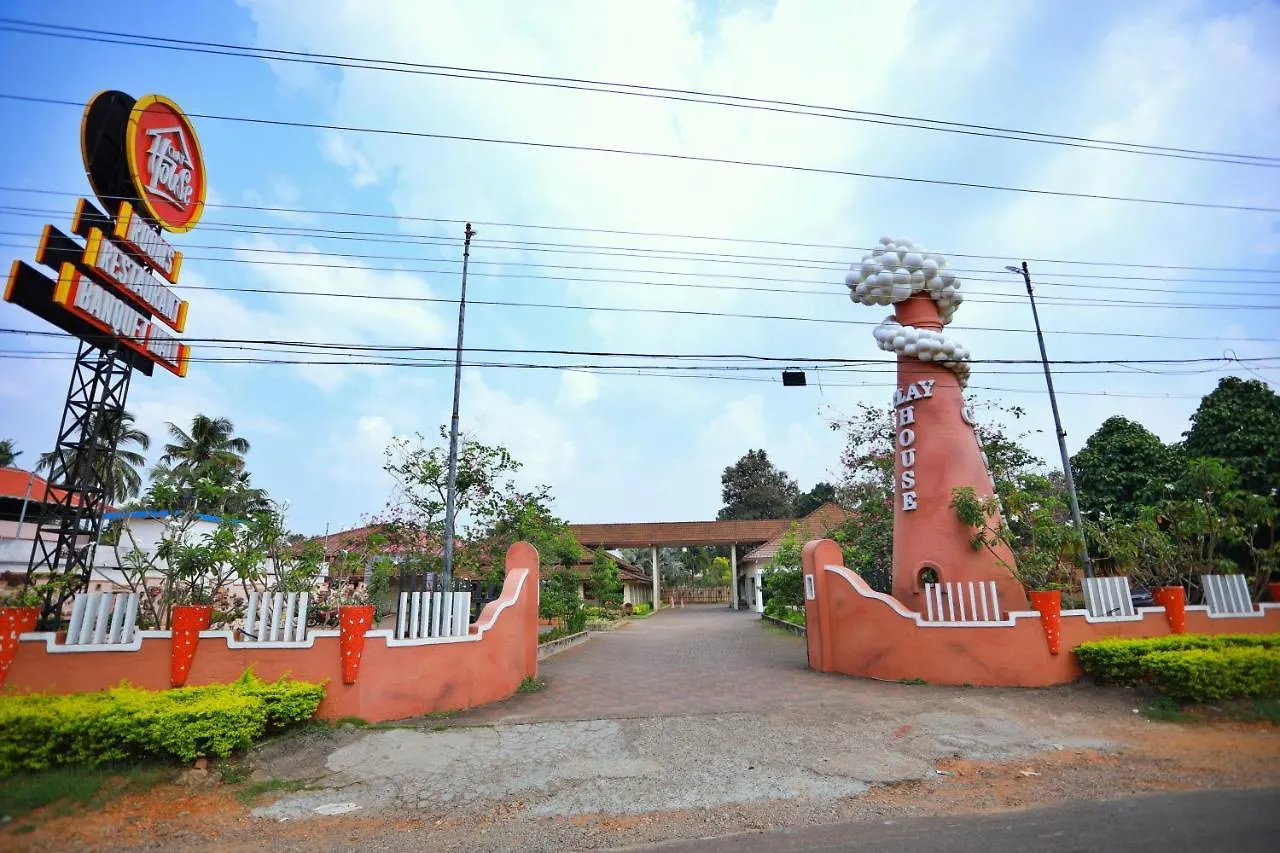 Clay House Hotel Thrissur